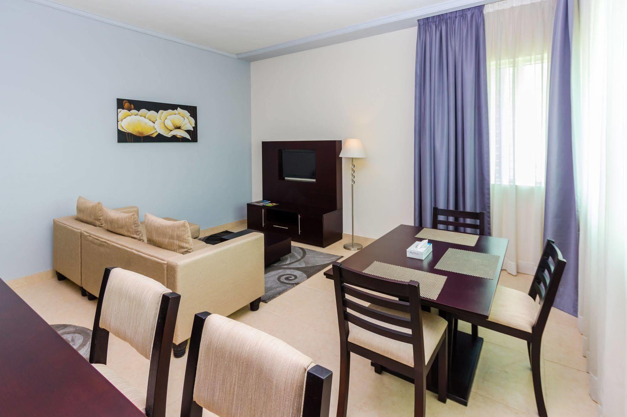 Tower Hotel Apartments Αμπού Ντάμπι Εξωτερικό φωτογραφία