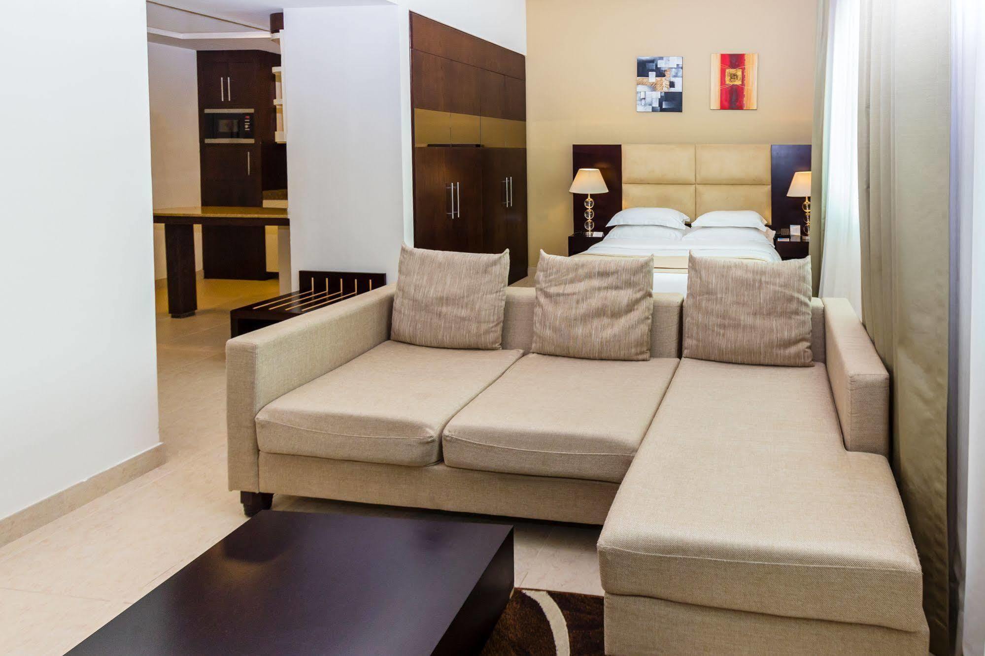 Tower Hotel Apartments Αμπού Ντάμπι Εξωτερικό φωτογραφία
