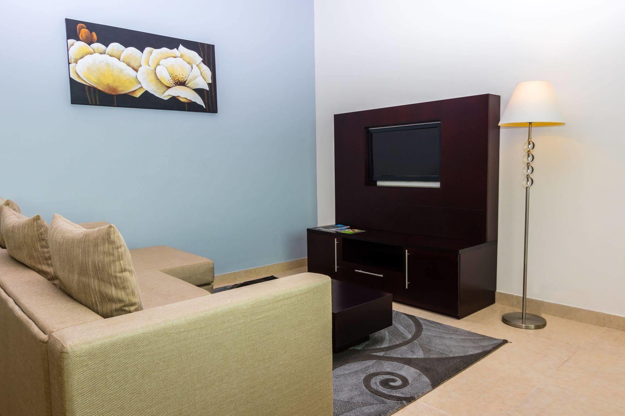 Tower Hotel Apartments Αμπού Ντάμπι Εξωτερικό φωτογραφία